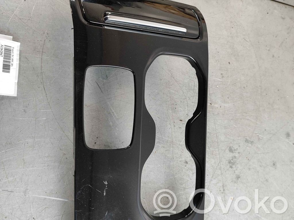 Volvo C40 Autres éléments de console centrale 