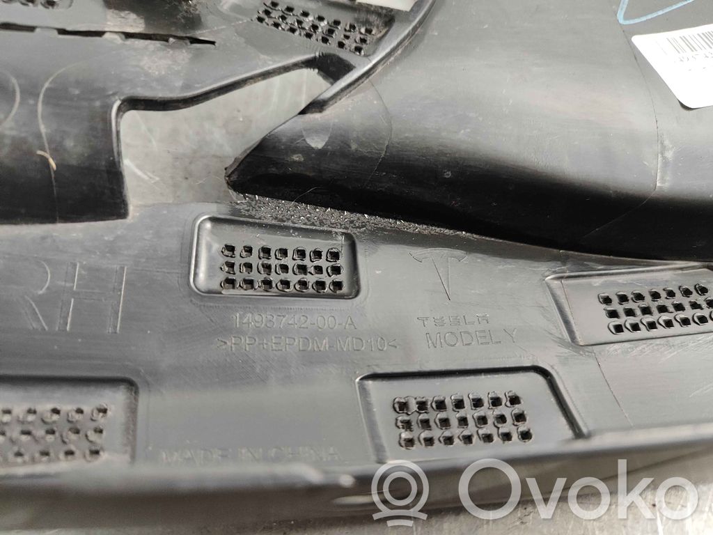 Tesla Model Y Front bumper mounting bracket 