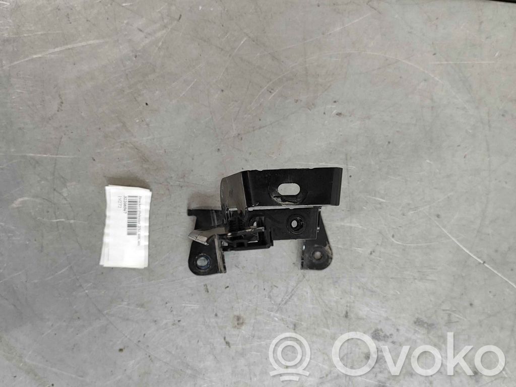 Holder (bracket)   32208567