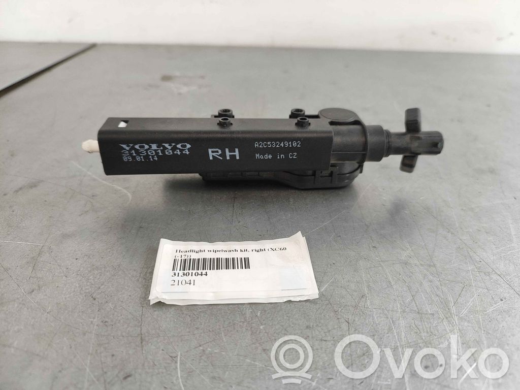 Volvo XC60 Dysza spryskiwacza lampy przedniej 