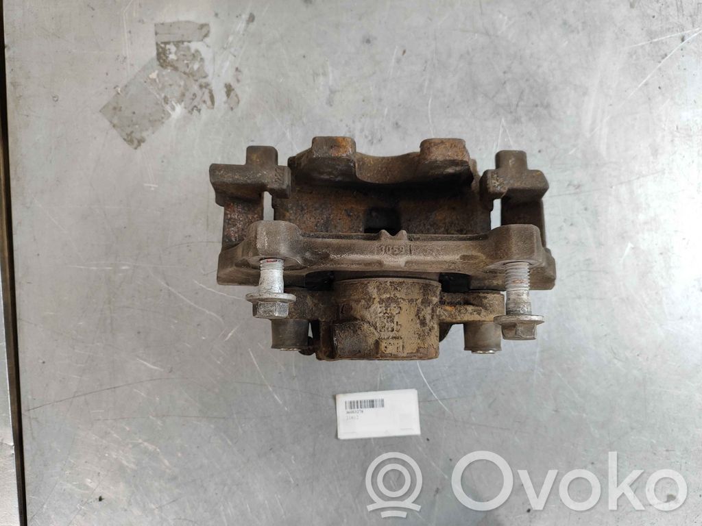 Volvo XC60 Etujarrusatula 