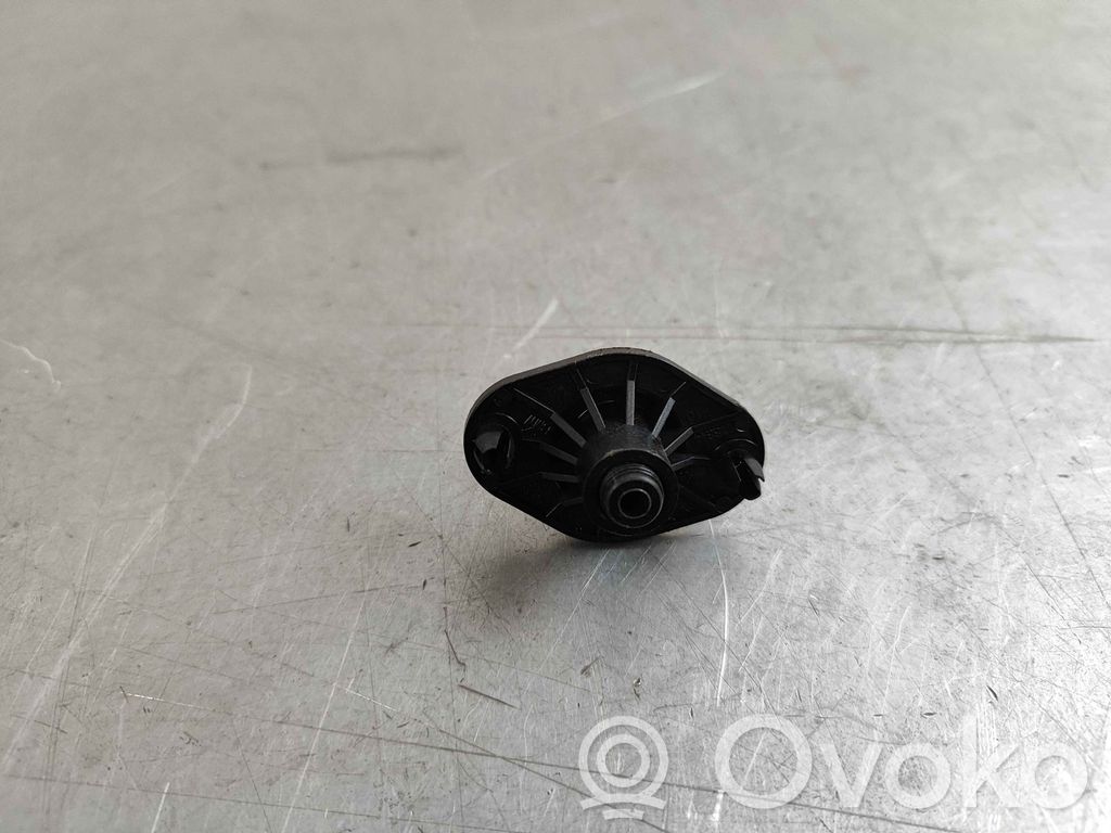 BMW X6 F16 Tailgate/trunk/boot lid buffer 