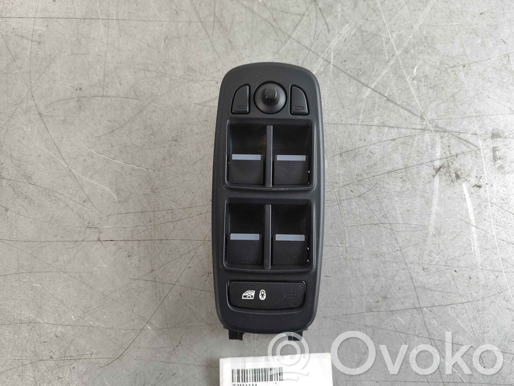 Jaguar XE Interrupteur commade lève-vitre 