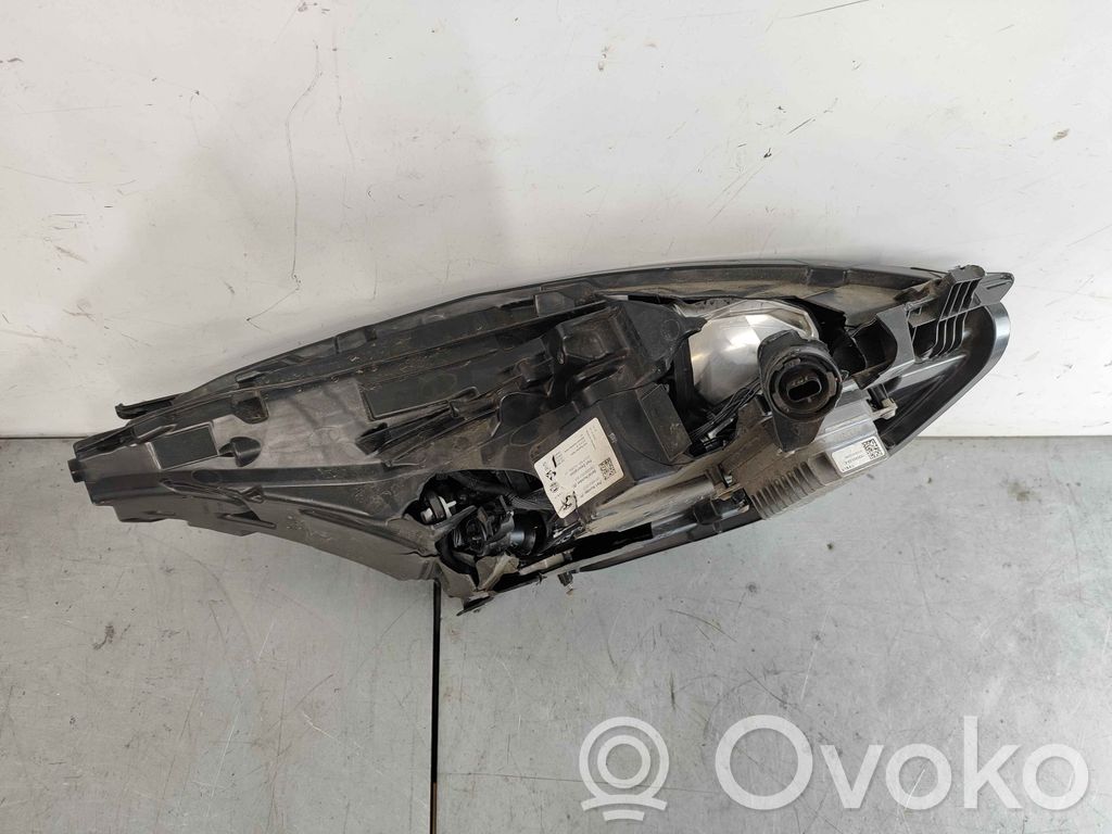 Scheinwerfer   151495220E
