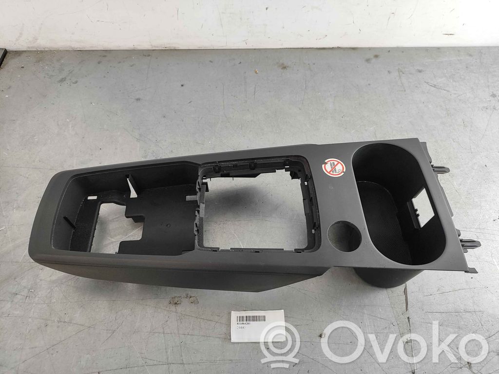 Volkswagen Taigo Consola central 