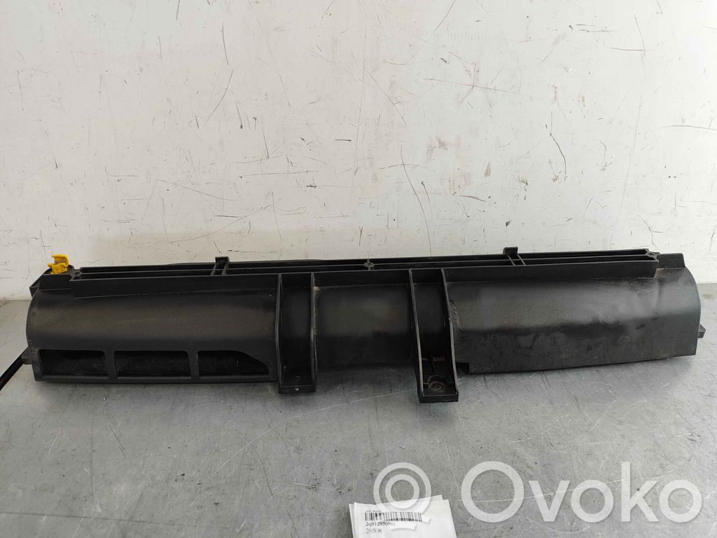 Volkswagen Polo VI Wlot / Kanał powietrza intercoolera 