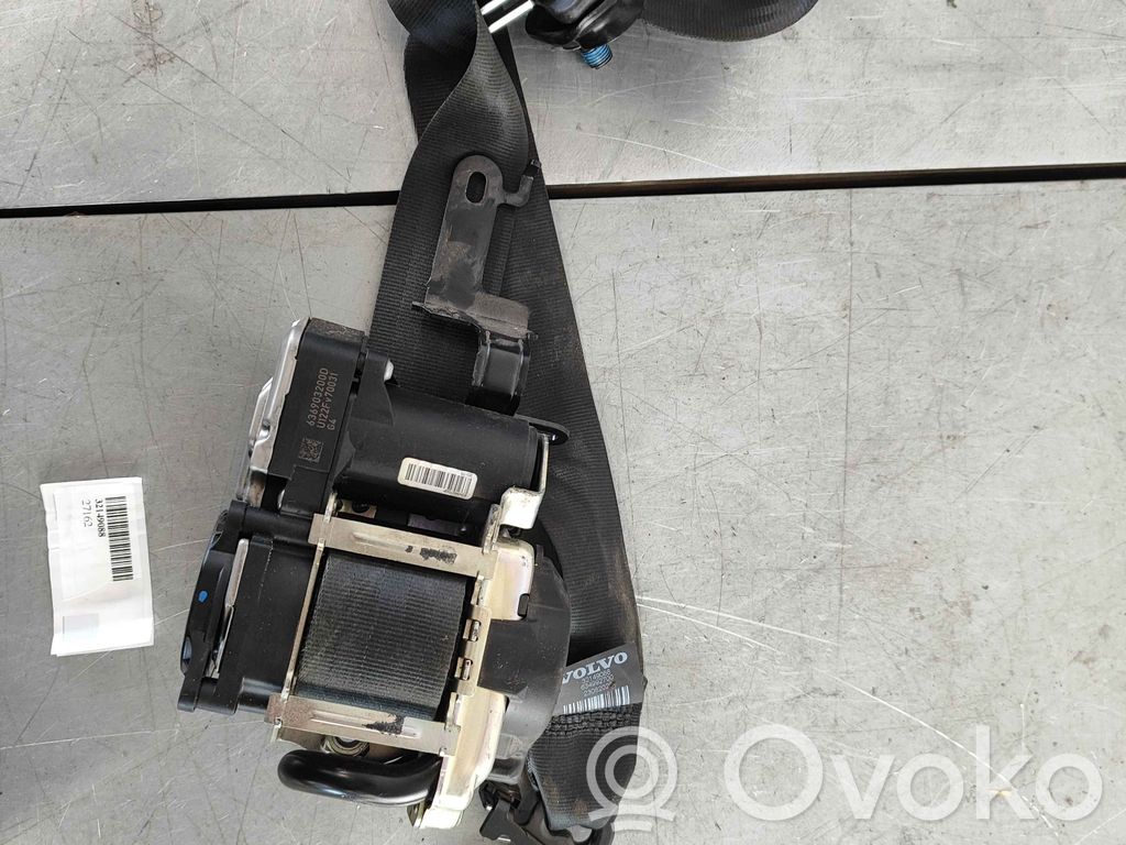 Volvo XC60 Pas bezpieczeństwa fotela przedniego 
