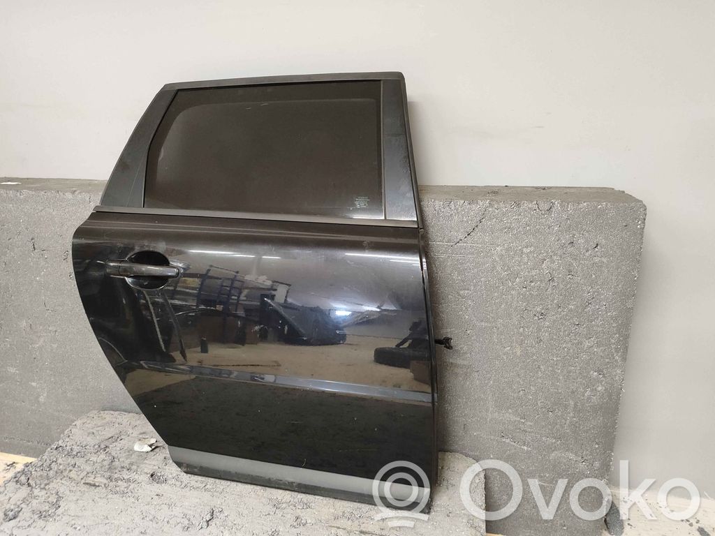 Volvo V70 Galinės durys 