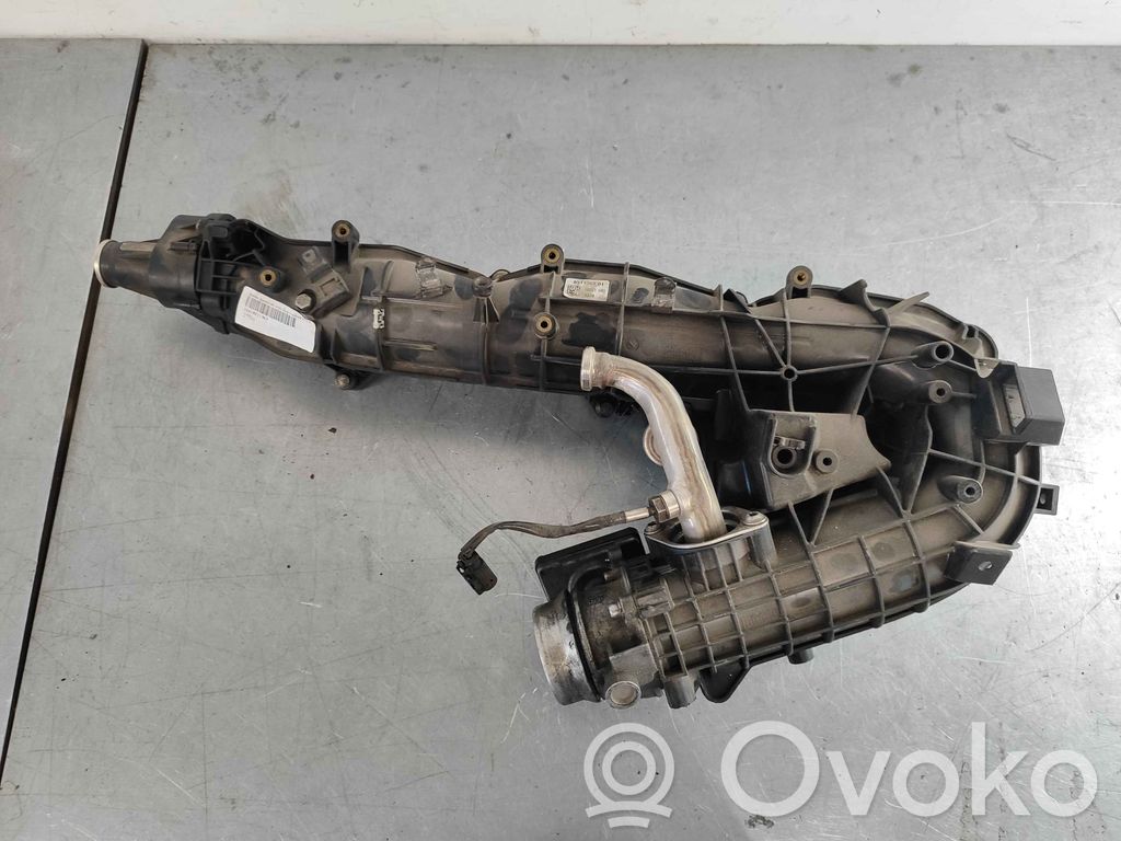 BMW 5 F10 F11 Kolektor ssący 