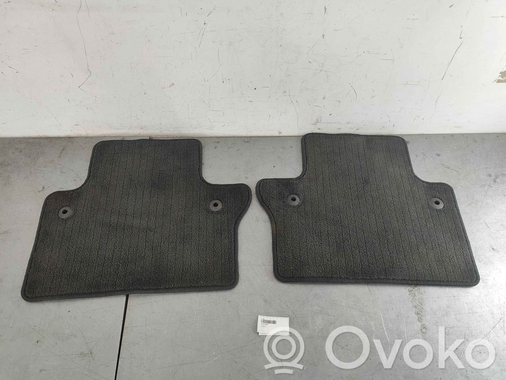 Volvo S90, V90 Alfombra trasera 