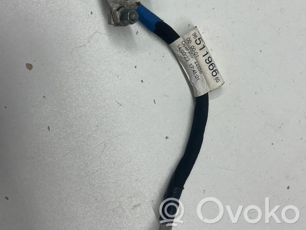 Opel Corsa F Minus / Klema / Przewód akumulatora 