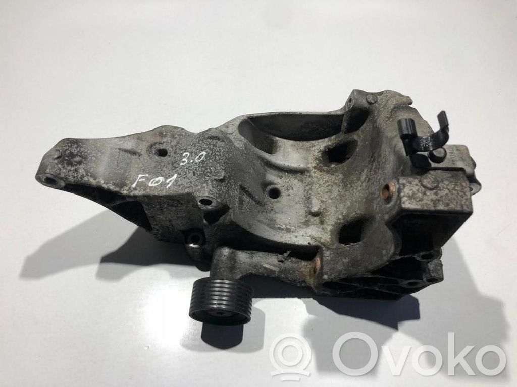 BMW 3 E92 E93 Soporte del alternador 