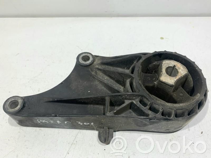 Engine mounting bracket   13248599