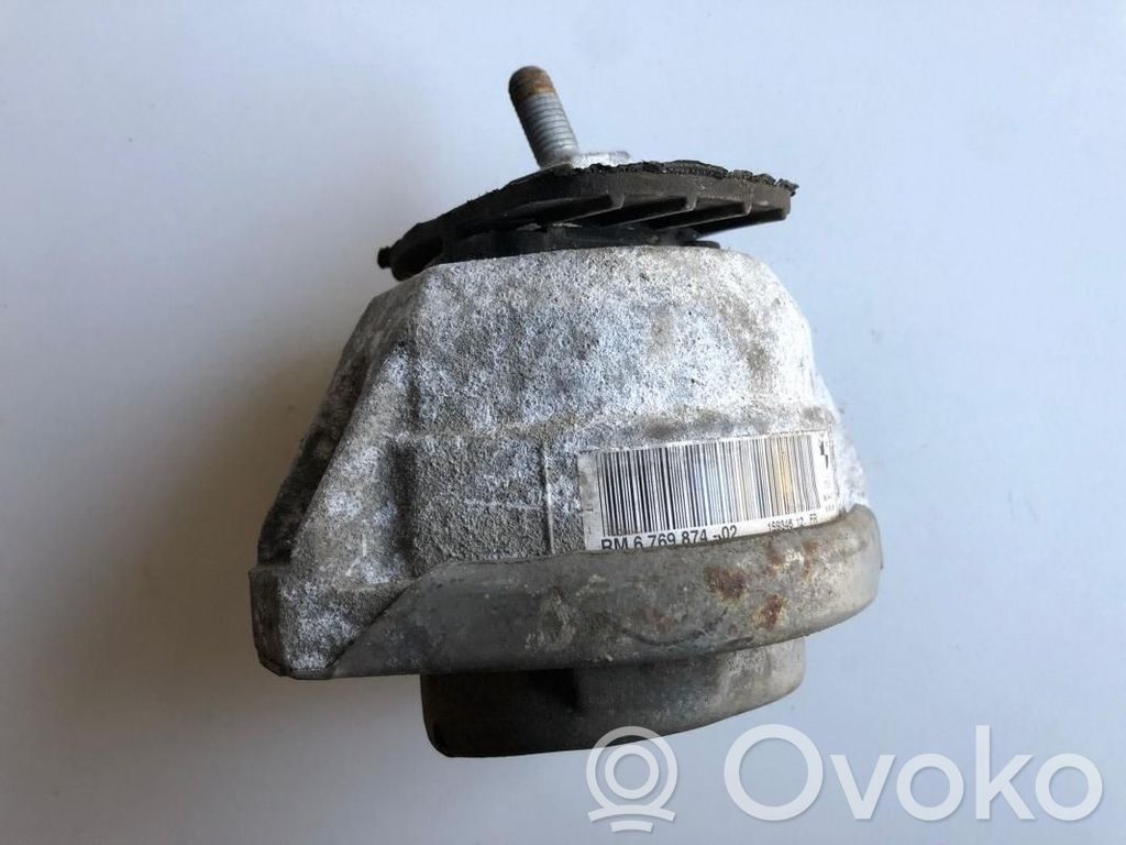 Soporte de montaje del motor   676987402