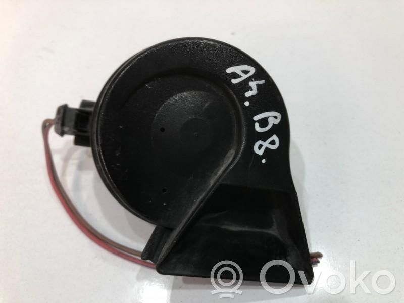 Audi A4 S4 B8 8K Äänimerkkilaite 