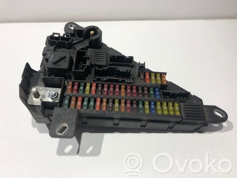 BMW 5 E60 E61 Sulakemoduuli 