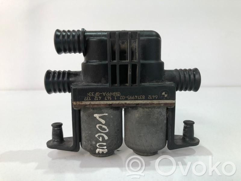 Water pump   8374995