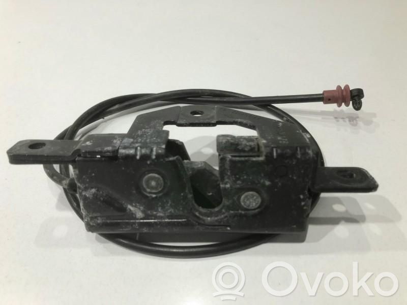 Tailgate/trunk/boot lock/catch/latch   7111008,8408963