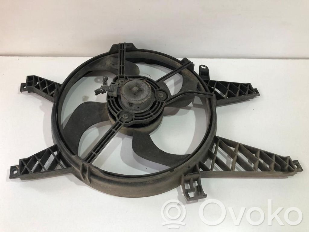 Renault Clio III Elektrisks radiatoru ventilators 