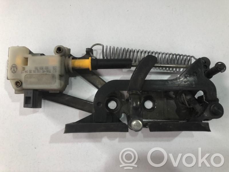 Volkswagen Phaeton Tailgate/trunk/boot lock/catch/latch 
