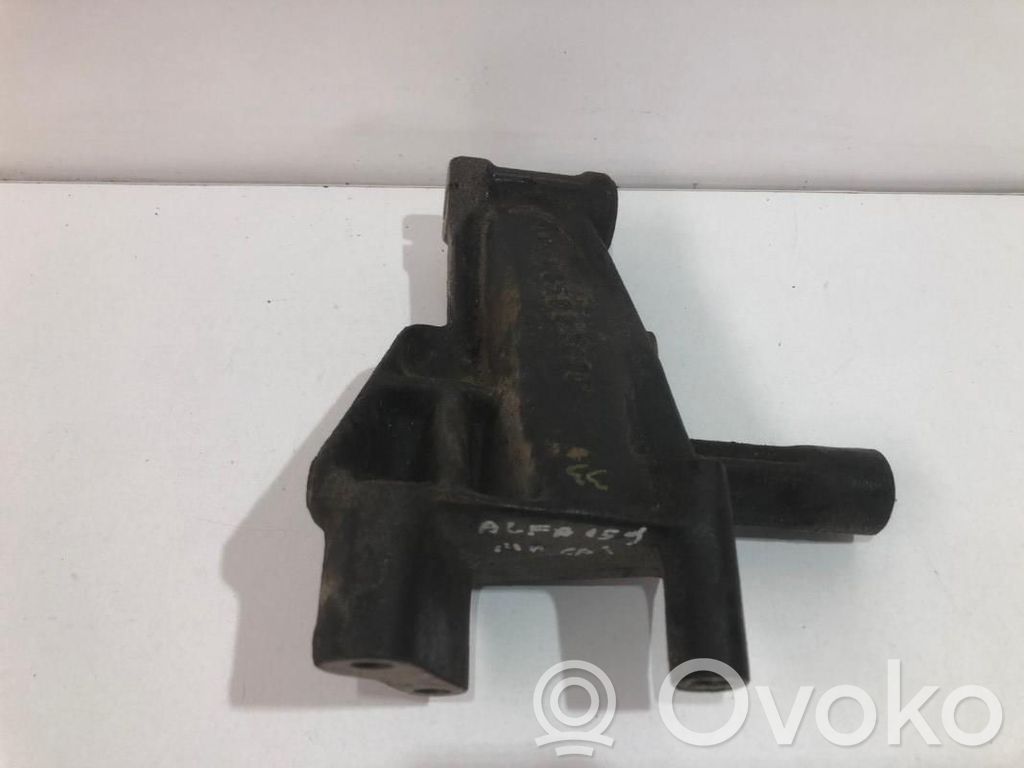 Engine mounting bracket   45744451