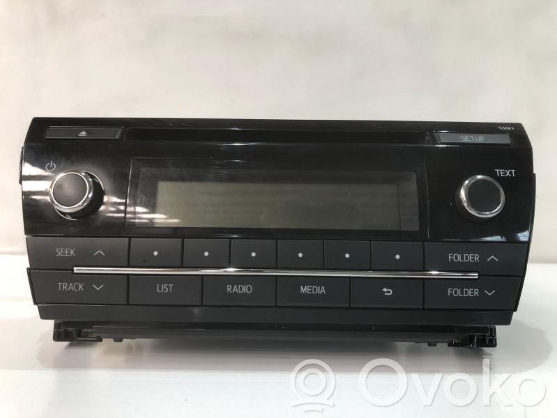 Toyota Corolla E160 E170 Radio/CD/DVD/GPS head unit 