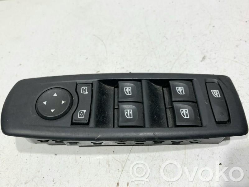 Renault Megane III Otros interruptores/perillas/selectores 