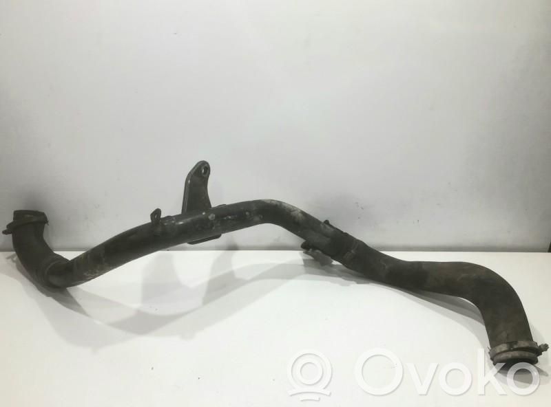 Coolant pipe/hose