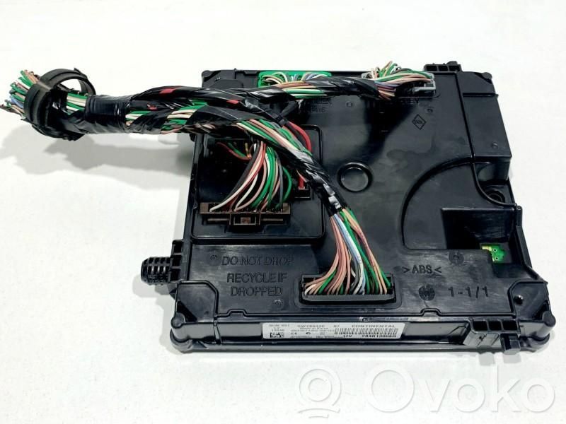 Renault Laguna III Módulo de control Gateway 