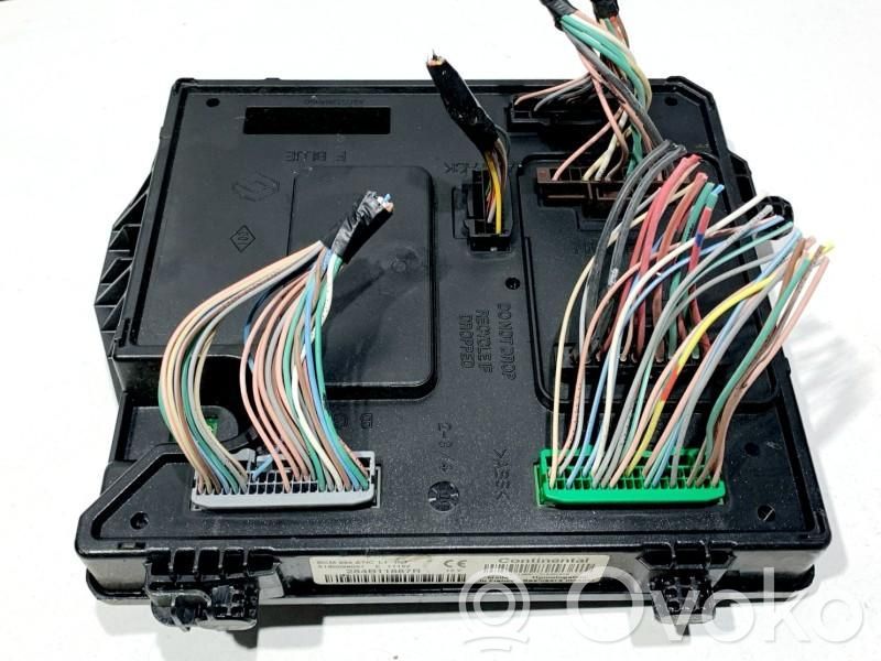 Renault Megane III Module de fusibles 