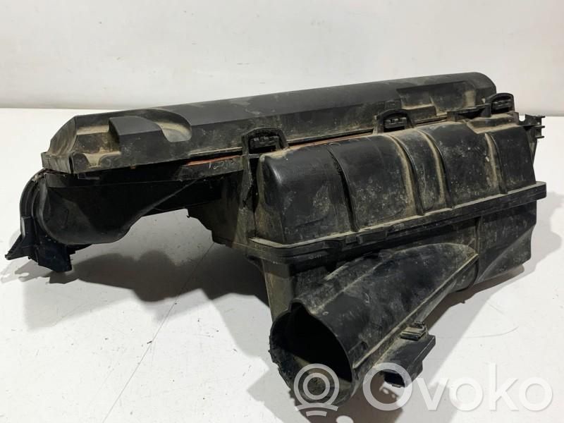 Peugeot 307 Air filter box 