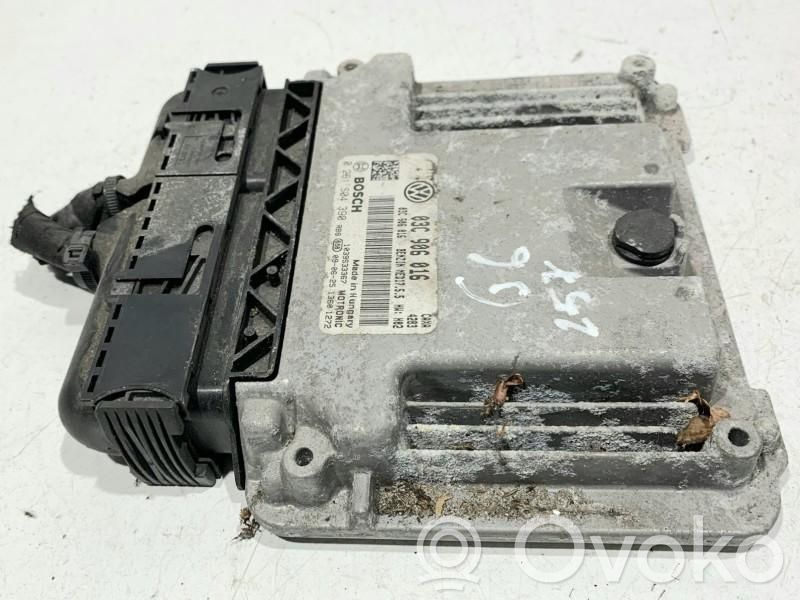 Volkswagen Golf VI Engine control unit/module ECU 