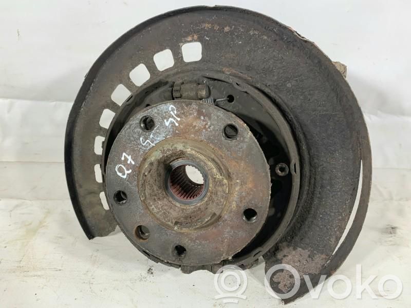 Achsschenkel vorne   7L8505435A