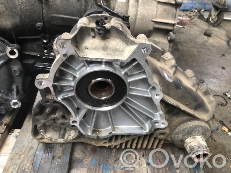 Transfer box differential control unit   7599886,2710759988601