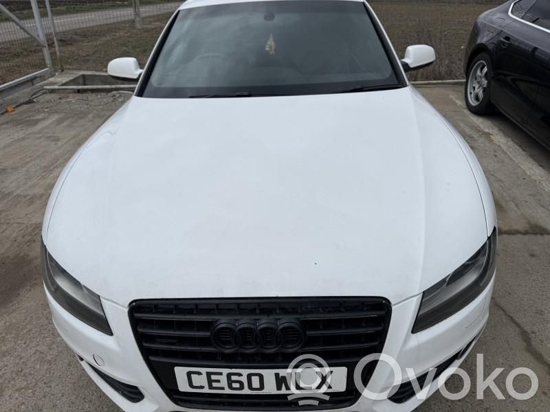 Audi A5 8T 8F Dzinēja pārsegs (vāks) 