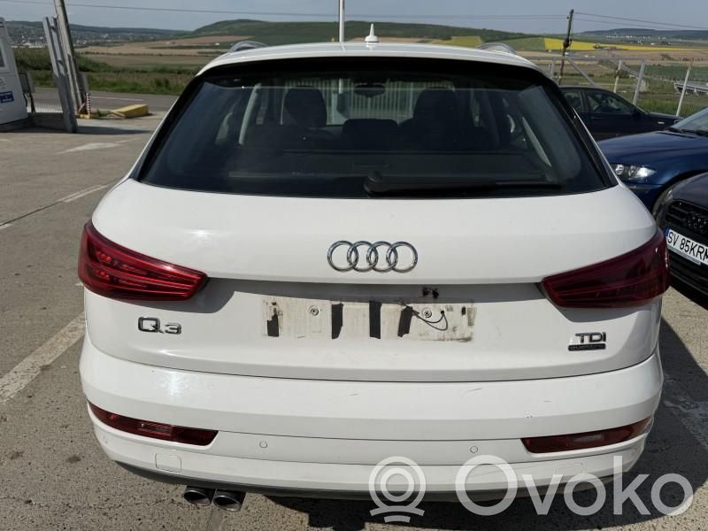 Audi Q3 8U Tylna klapa bagażnika 