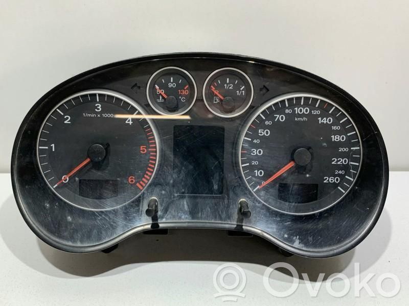 Audi A3 S3 8P Nopeusmittari (mittaristo) 