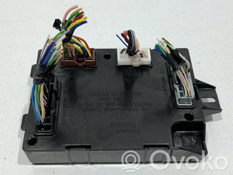 Dacia Duster II Module confort 
