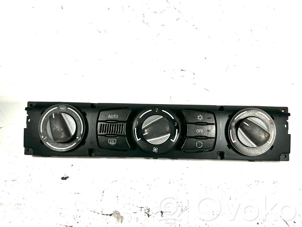 BMW 5 E60 E61 Climate control unit 