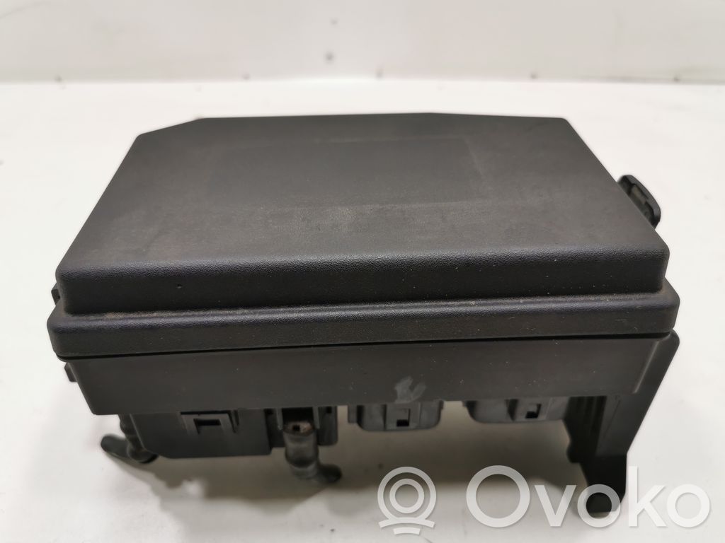 Jaguar X-Type Juego de caja de fusibles 