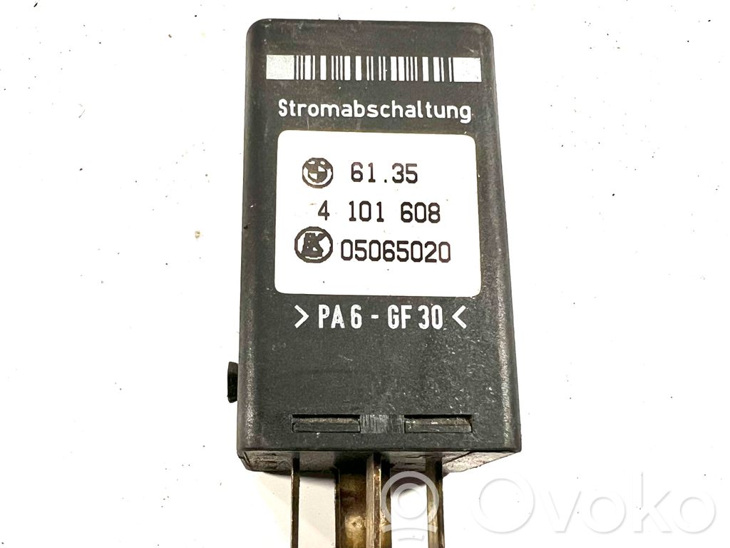 BMW 5 E39 Kita rėlė 