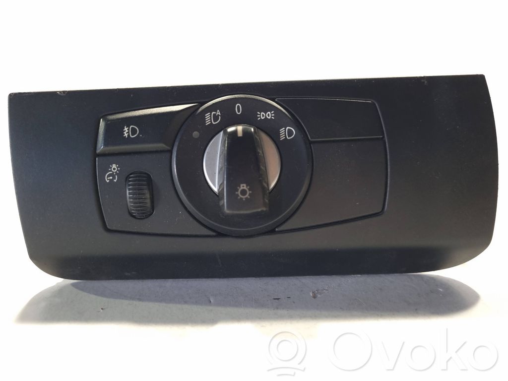 Light switch   9134728,33010301