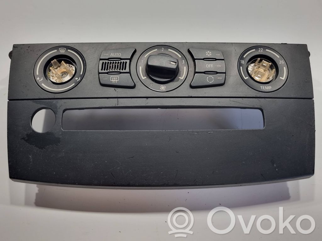 BMW 5 E60 E61 Climate control unit 