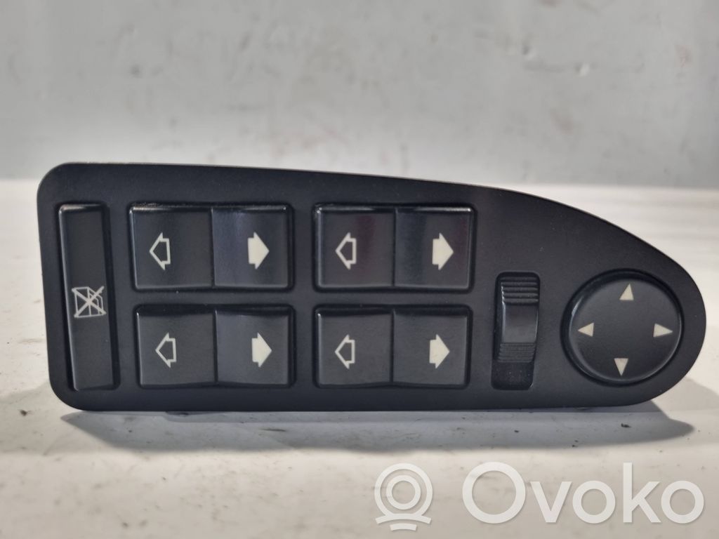 Electric window control switch   8368966,212178,9814