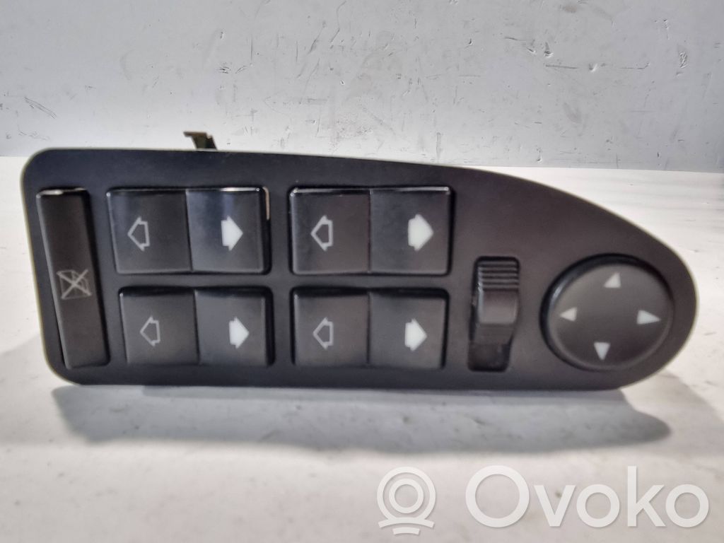 BMW 7 E38 Quarter vent window switch 