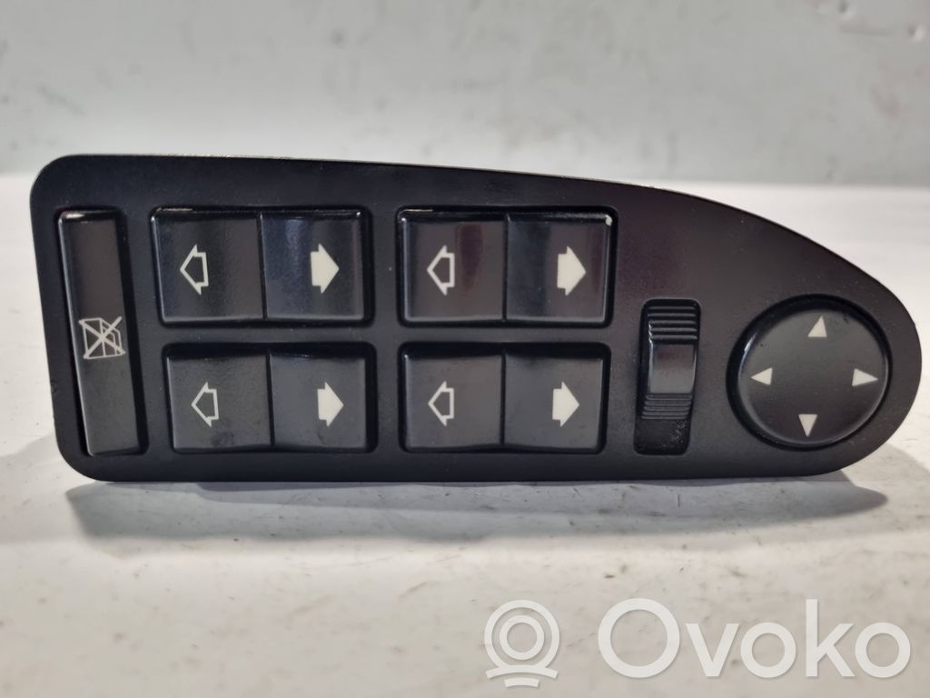 Quarter vent window switch   6904306,515256,0015