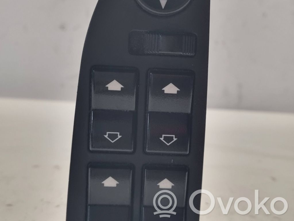 Quarter vent window switch   6368966,029269,97614