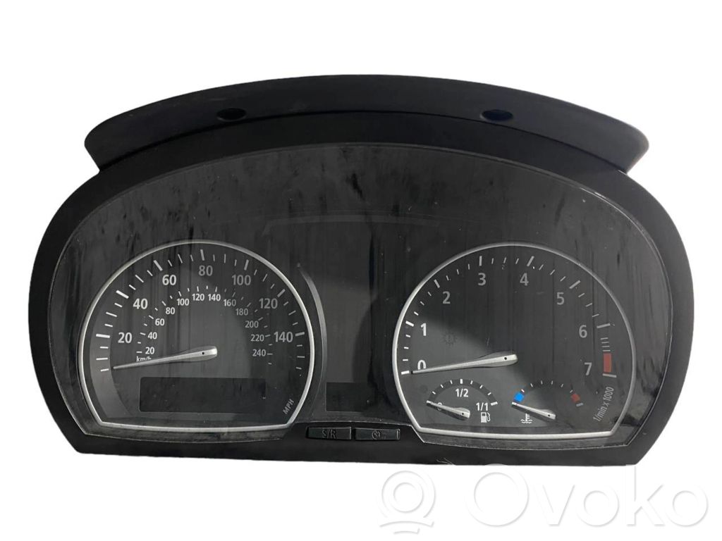 BMW X3 E83 Speedometer (instrument cluster) 