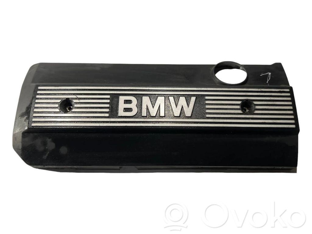 BMW 5 E39 Variklio dangtis (apdaila) 