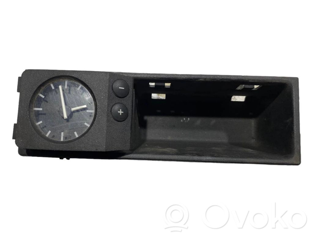 BMW 3 E36 Clock 